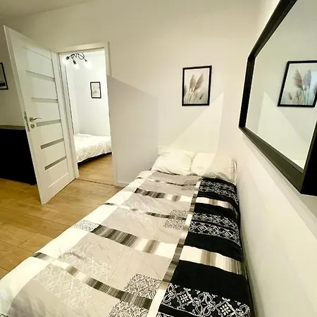 Tourism - In The Middle Of The Center Apartment Katowice